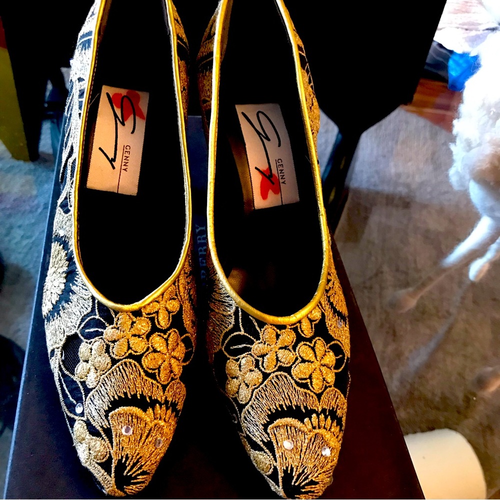 Genny pumps